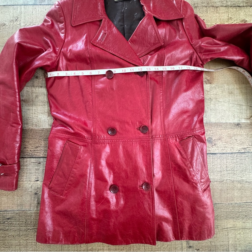 Double-Breasted Red Leather Trench Jacket MEDIUM - Picture 9 of 11